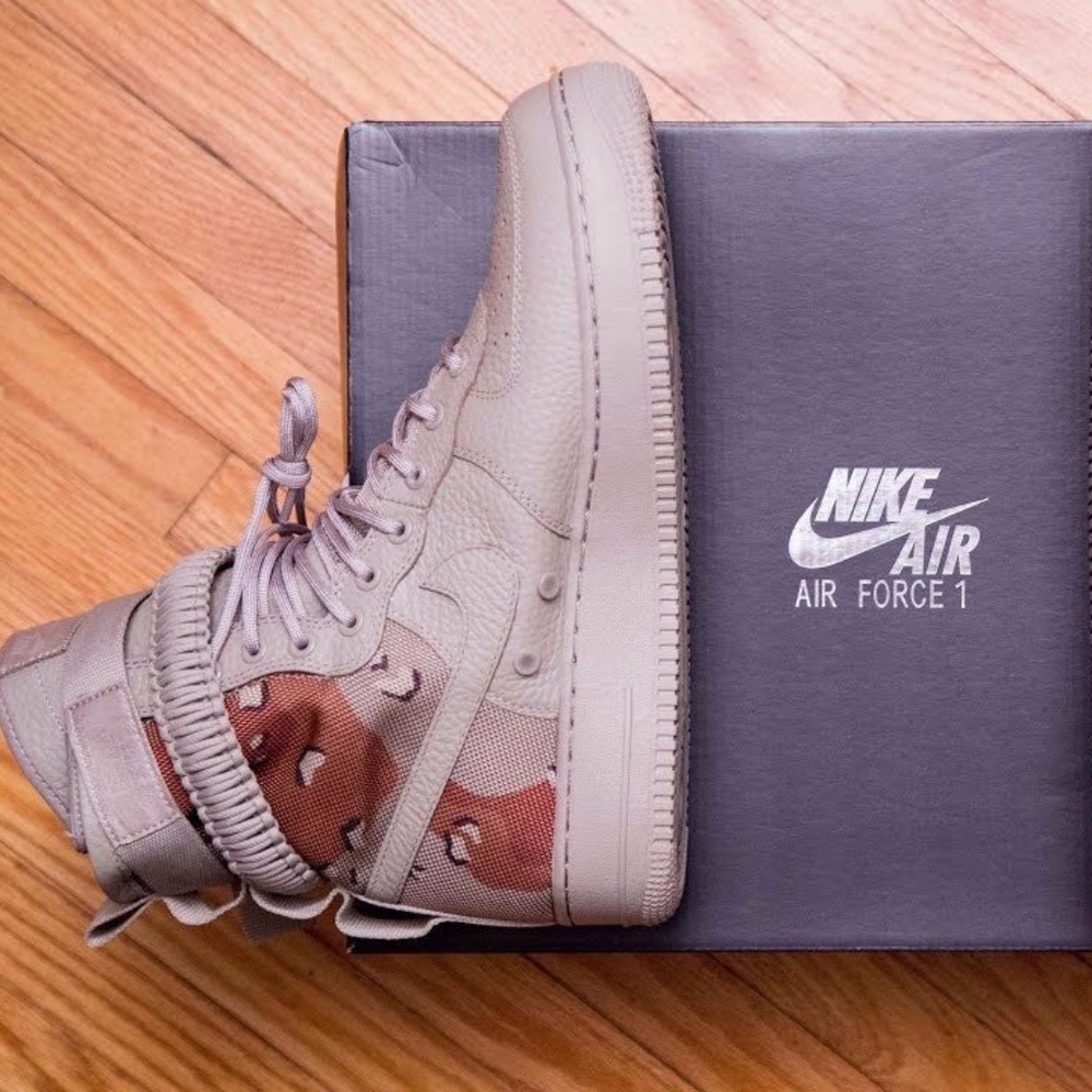Nike Special Field Air Force 1 "Desert Camo" Men